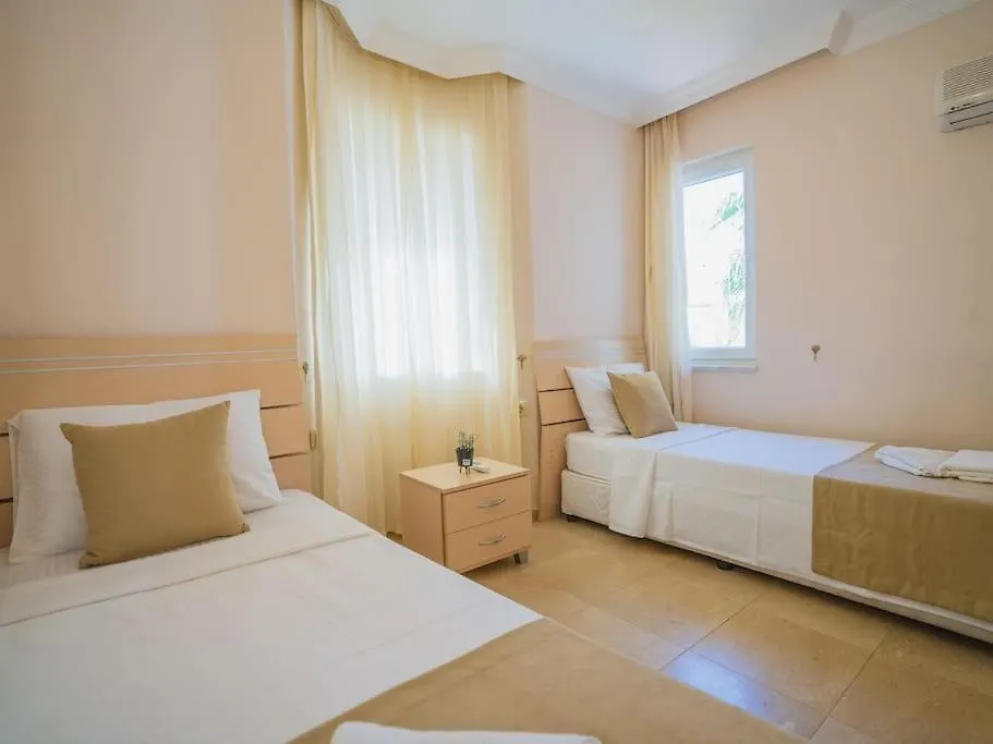 Calis'Ta Denize Sifir 10 Kisilik Villa Starfish 4 Fethiye