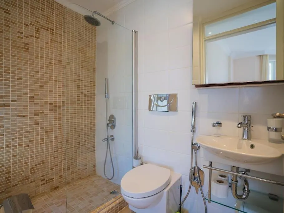 Calis'Ta Denize Sifir 10 Kisilik Villa Starfish 4 Fethiye Turkey