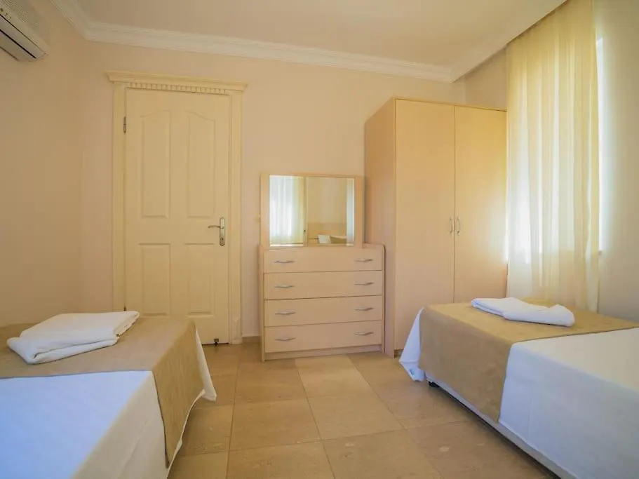 Calis'Ta Denize Sifir 10 Kisilik Villa Starfish 4 Fethiye