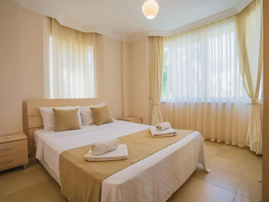Calis'Ta Denize Sifir 10 Kisilik Villa Starfish 4 Fethiye
