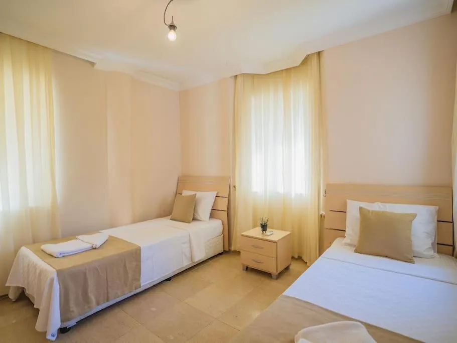 Calis'Ta Denize Sifir 10 Kisilik Villa Starfish 4 Fethiye