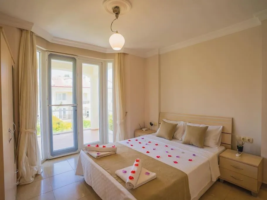 Calis'Ta Denize Sifir 10 Kisilik Villa Starfish 4 Fethiye