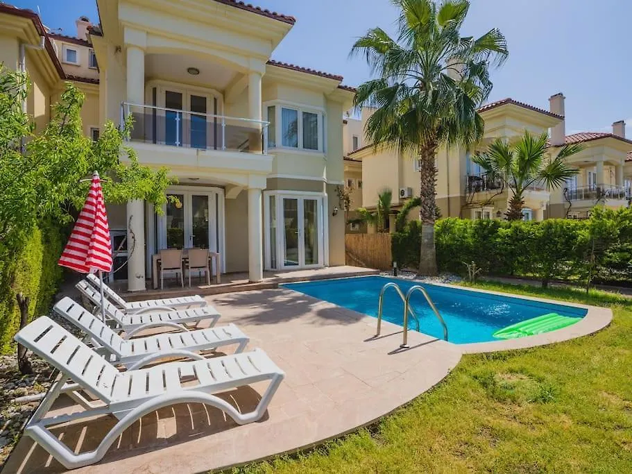 Calis'Ta Denize Sifir 10 Kisilik Villa Starfish 4 Fethiye