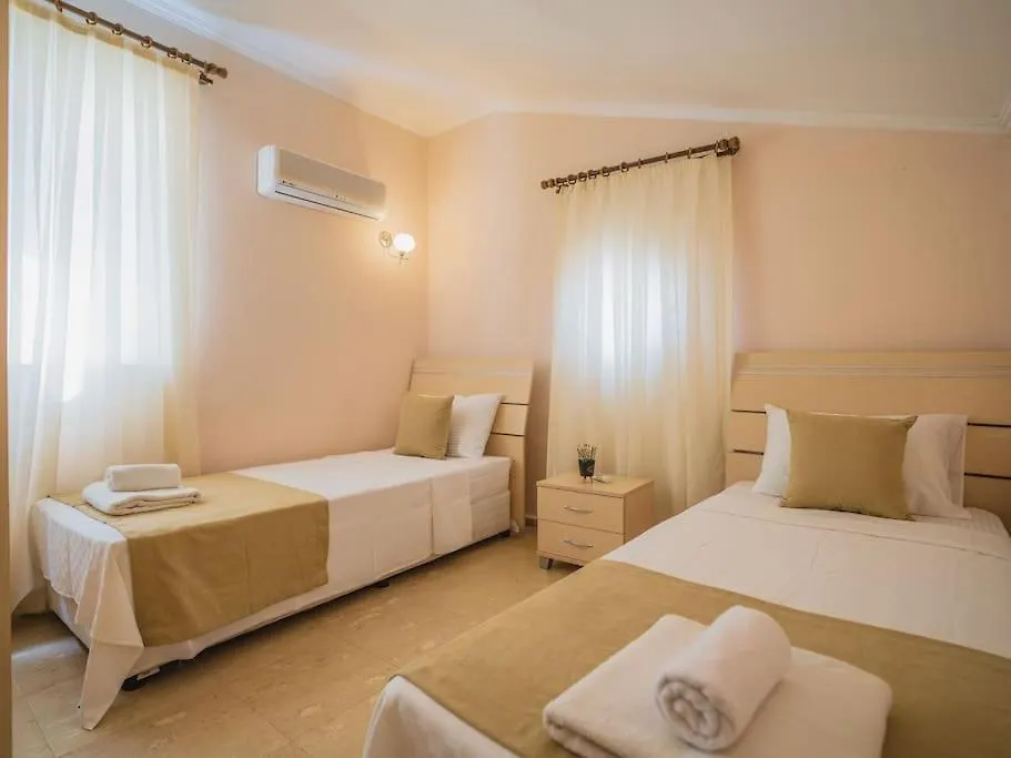 Calis'Ta Denize Sifir 10 Kisilik Villa Starfish 4 Fethiye Turkey